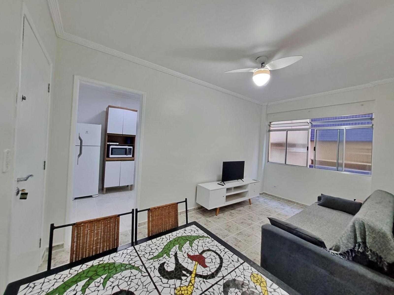 01 Dorm Reformado C/Ar Cond, Wi-Fi, 1 Vaga, Enseada, Prox Ao Pao De Acucar Apartment Гуаружа Екстериор снимка